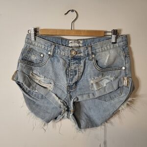 One x Oneteaspoon Distressed Fringe Cutoff Denim Shorts Light Wash Blue Size 24